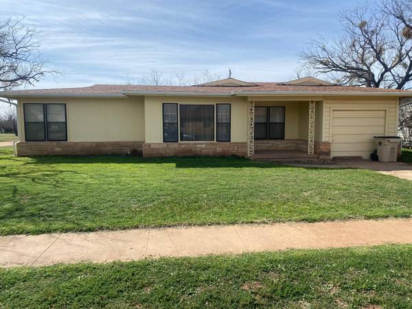 1332 Avenue O, Anson, TX 79501