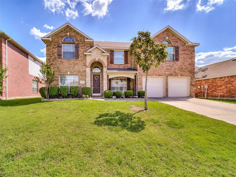 2715 Potter Court, Grand Prairie, TX 75052