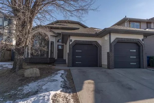 Calgary, AB T2Z 2E4,642 Douglas Woods PL SE