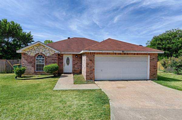 1204 Libra Drive, Cedar Hill, TX 75104