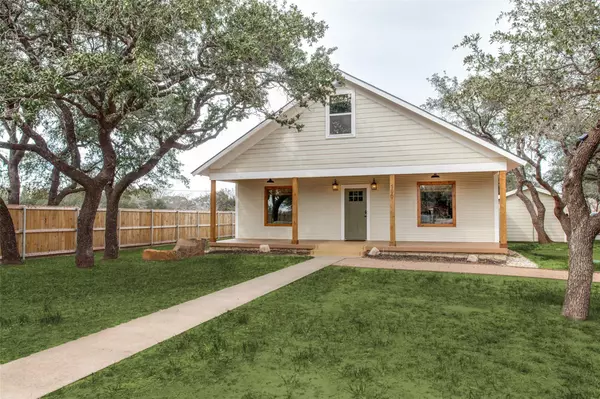 100 Reed Road, Granbury, TX 76049