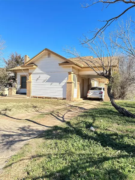 1331 Avenue N, Anson, TX 79501