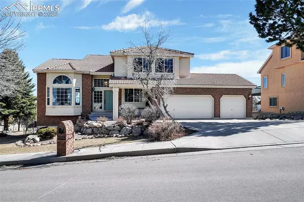 3025 Orion DR, Colorado Springs, CO 80906