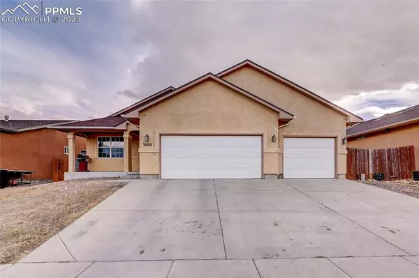 Pueblo, CO 81005,3000 Prairie Hawk LN