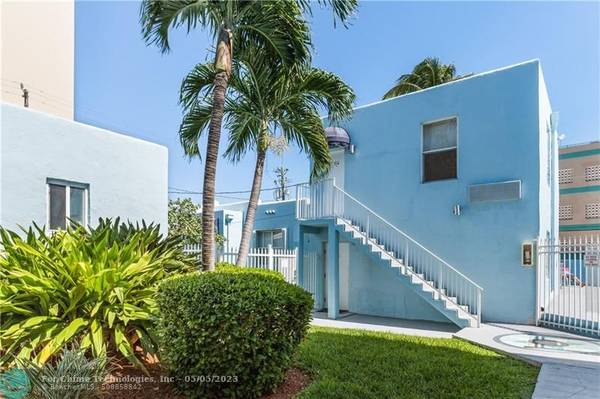 310 Harrison St  #103 E,  Hollywood,  FL 33019