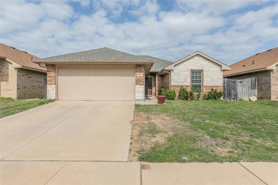 9148 Saint Kitts Road, Fort Worth, TX 76123