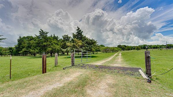 366 Private Road 5374a, Groesbeck, TX 76642