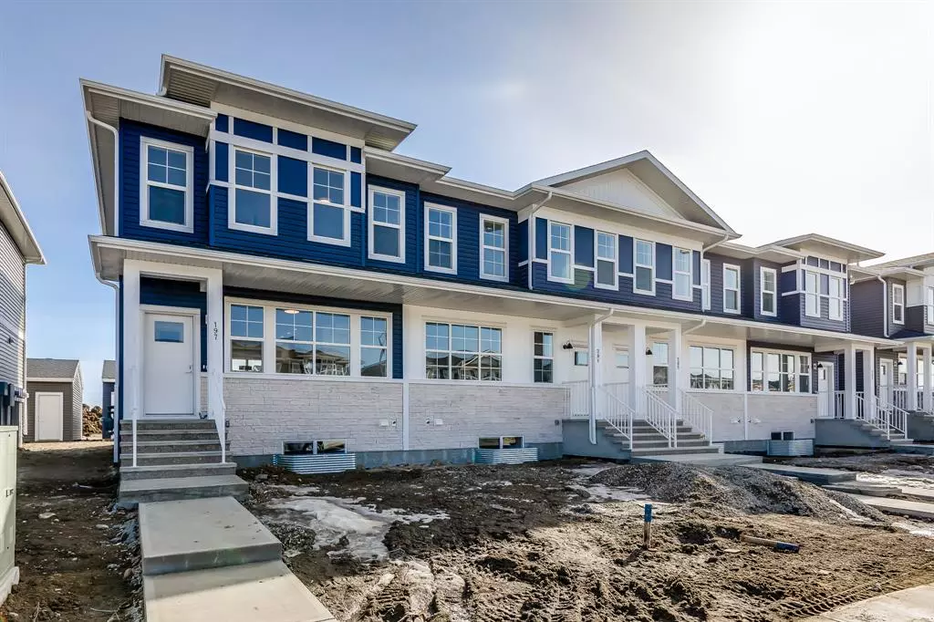 Chestermere, AB T1X 2R7,197 Dawson WAY