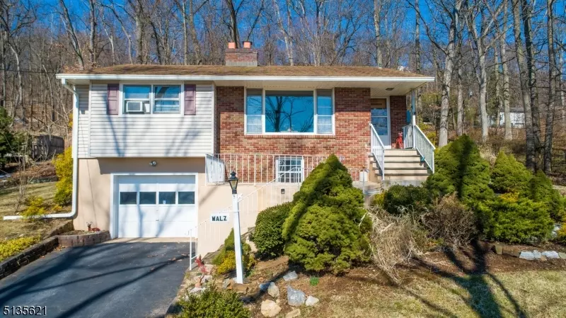 156 Interhaven Ave, Green Brook Twp., NJ 08812