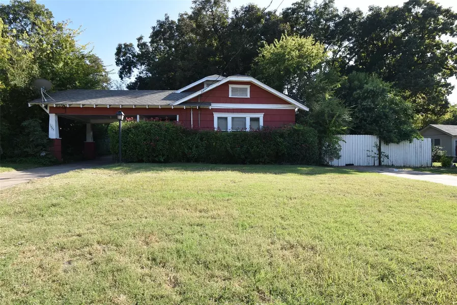 1052 Park Drive, Hillsboro, TX 76645