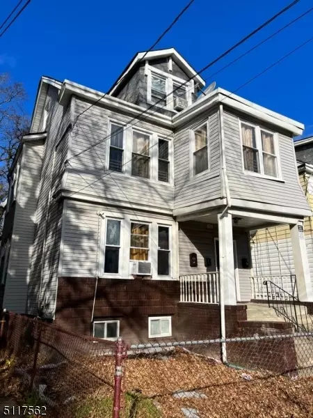 223 Wainwright St, Newark City, NJ 07112