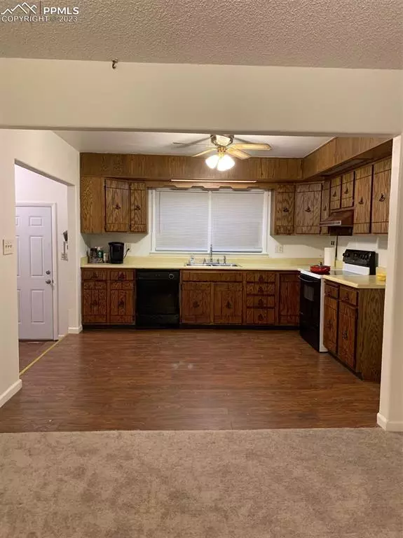 Pueblo, CO 81001,925 Alexander CIR