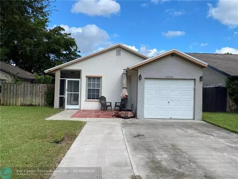 5608 SW 98th Way, Cooper City, FL 33328