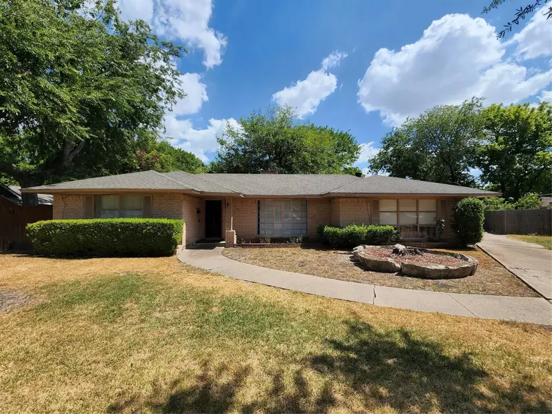 2308 Gibbs Williams Circle, Dallas, TX 75224