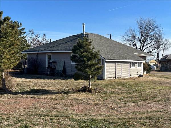 113 6th Street,  Headrick,  OK 73549