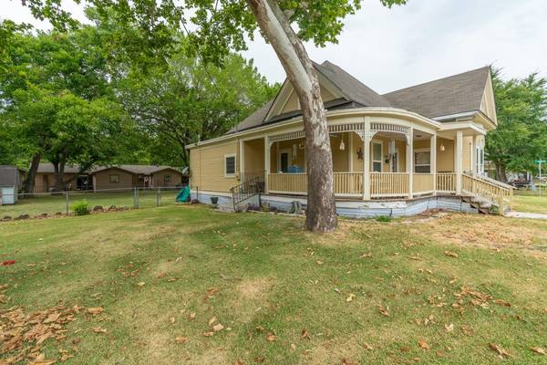 700 SE 7th Street, Cooper, TX 75432