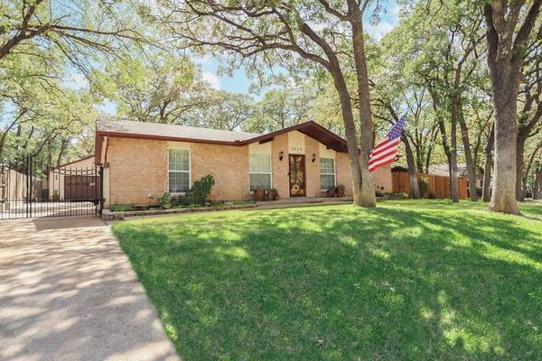 3418 Bristol Drive, Arlington, TX 76013