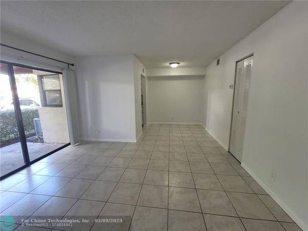 Coral Springs, FL 33065,2949 Riverside Dr  #124