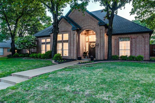 8313 Thorncrest Court, North Richland Hills, TX 76182