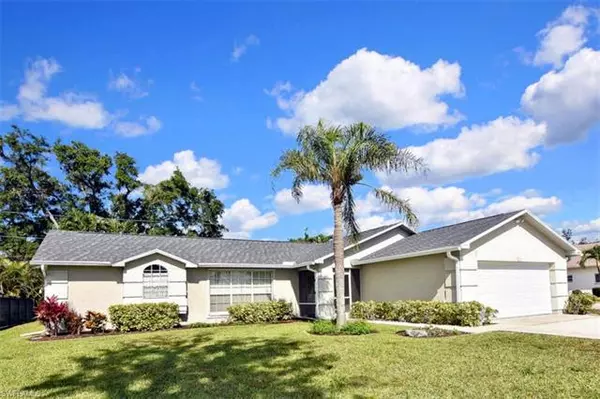 3702 SE 4th AVE, Cape Coral, FL 33904