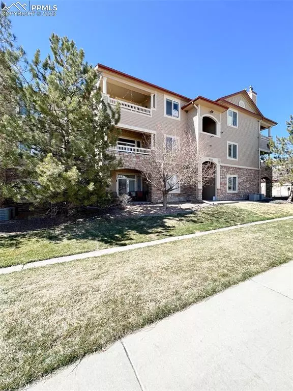 8520 S Holland LN #304, Littleton, CO 80452