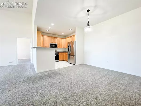 Littleton, CO 80452,8520 S Holland LN #304