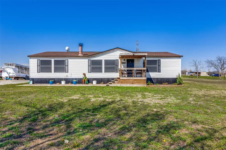 8709 County Road 109, Alvarado, TX 76009