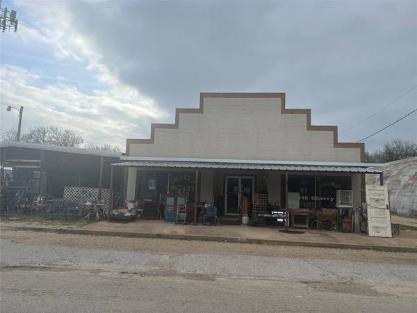 815 Cherry Street, Graham, TX 76450