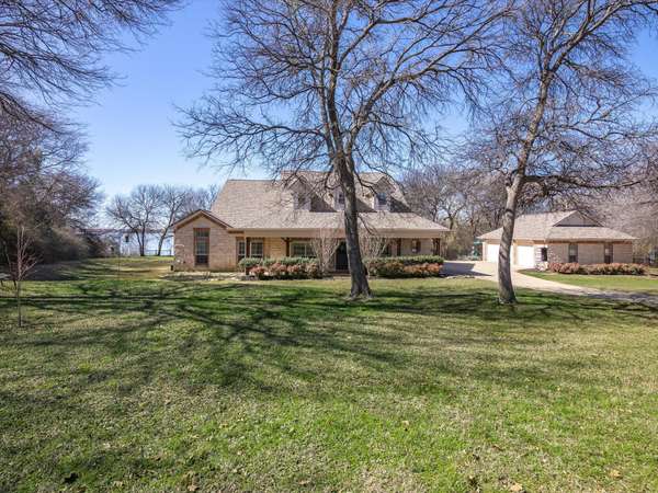 4901 W Oak Shores Drive, Cross Roads, TX 76227