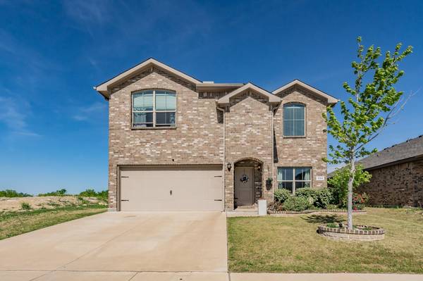 264 Crowfoot Drive, Fort Worth, TX 76131