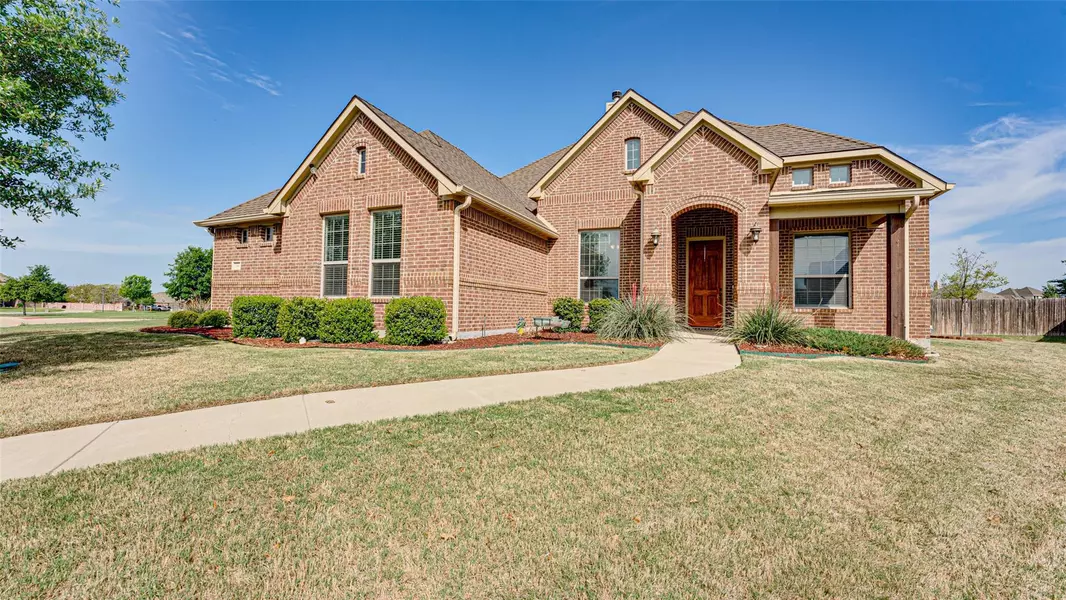 144 Chestnut Road, Waxahachie, TX 75165