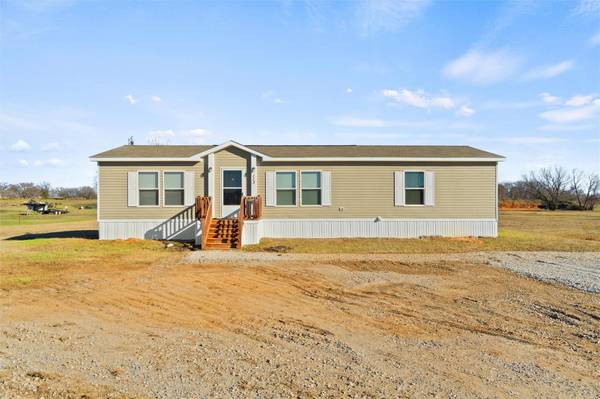 113 Private Road 4751,  Boyd,  TX 76023