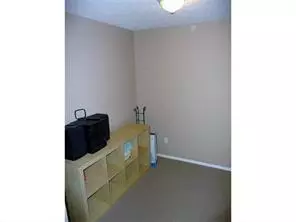 Calgary, AB T2Y 0J7,16969 24 ST SW #4109