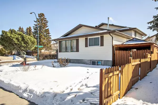 Calgary, AB T1Y5C7,388 Whitlock WAY NE