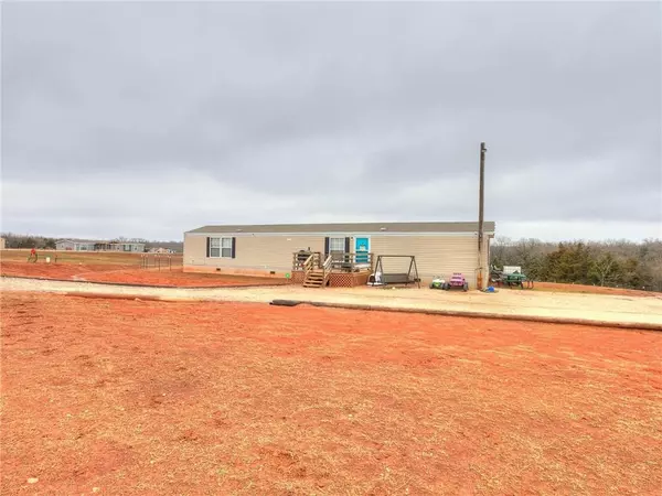 Tecumseh, OK 74873,20245 Running Horse Road