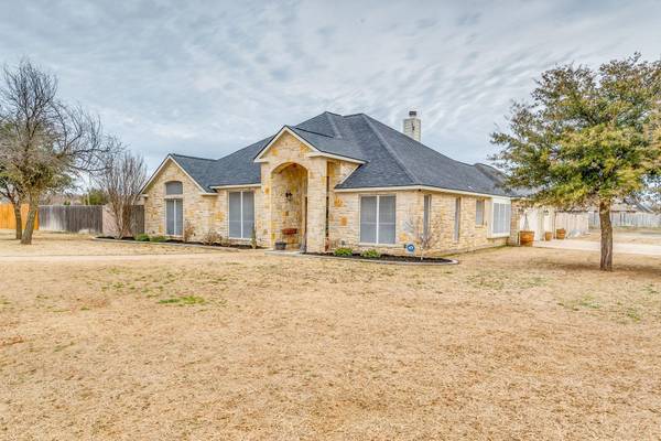 1401 Westwood Court, Stephenville, TX 76401