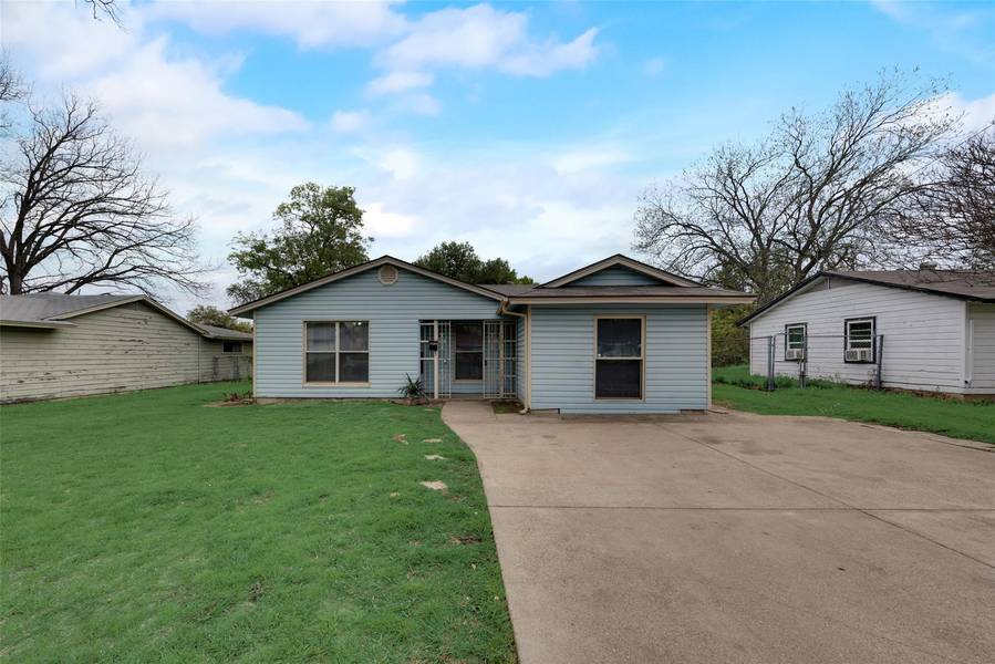 8418 Ebony Drive, Dallas, TX 75243