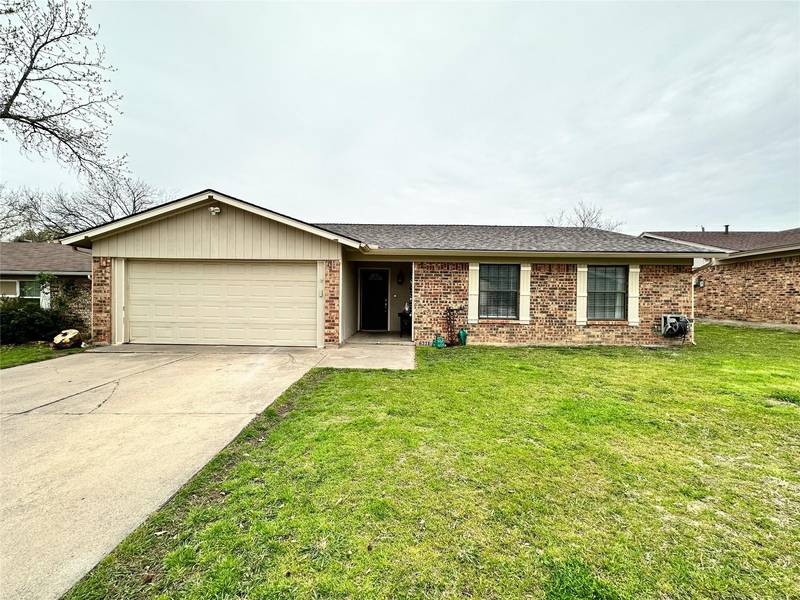 6221 Sunnybrook Drive, Watauga, TX 76148