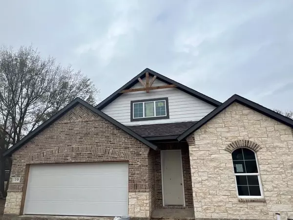 19 Dobbins Crossing, Corsicana, TX 75110