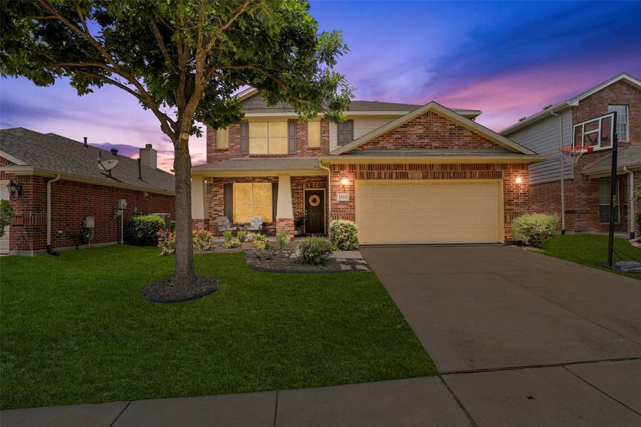 1813 Ringtail Drive, Little Elm, TX 75068