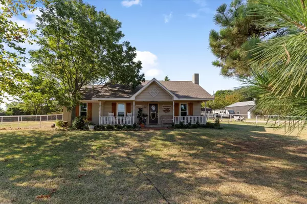 Aubrey, TX 76227,921 Rock Hill Road