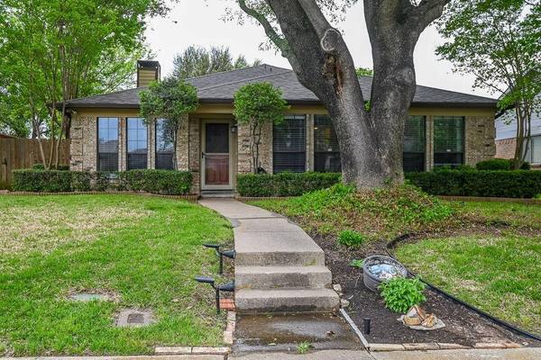 810 Blue Oak Drive, Lewisville, TX 75067