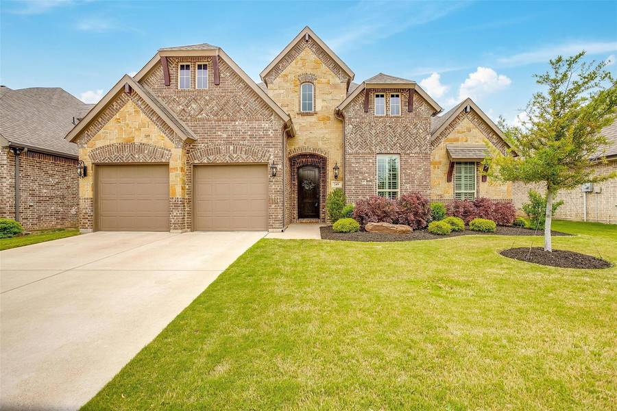 249 Prairie Oak Court, Burleson, TX 76028