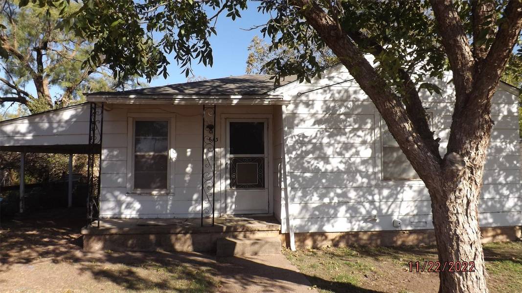 643 NW Avenue F, Hamlin, TX 79520