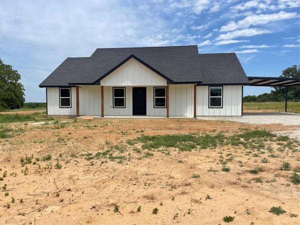 2035 Brown Loop, Poolville, TX 76487