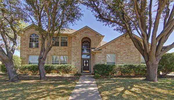 1025 Choke Cherry Lane, Crowley, TX 76036