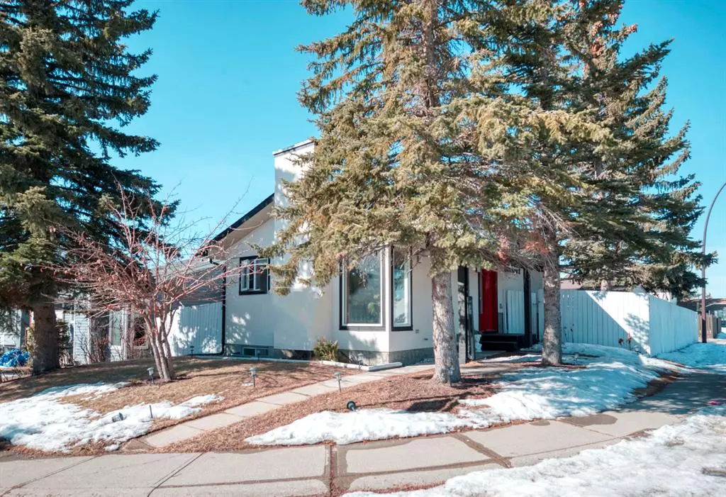 Calgary, AB T3J 1Y9,95 Castleridge Close NE