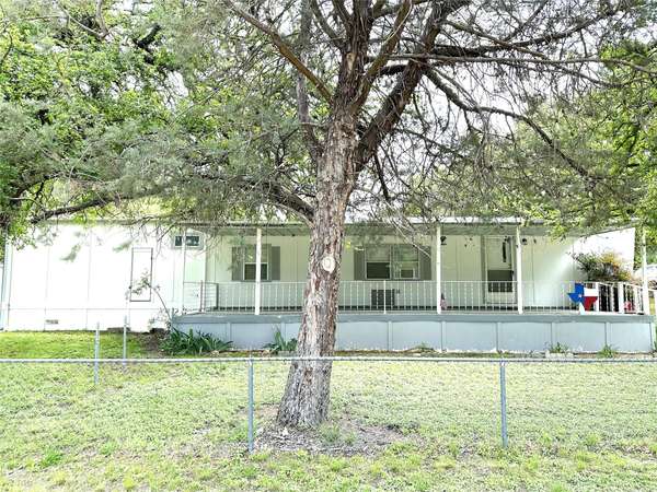 8228 County Road 608, Brownwood, TX 76801