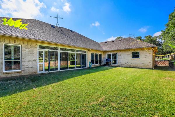 Cleburne, TX 76031,2437 Oak Leaf Trail