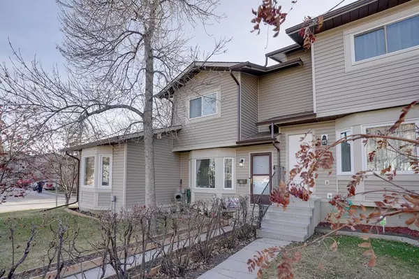 Calgary, AB T3J 1B1,34 Falshire TER NE